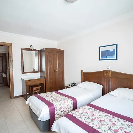 Apart-hotel Fora 3*