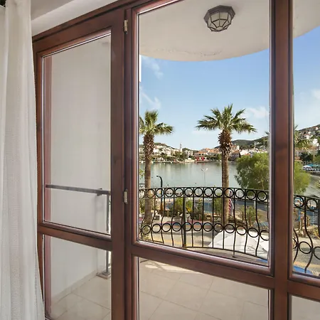 Hotel de apartamente Fora 3*