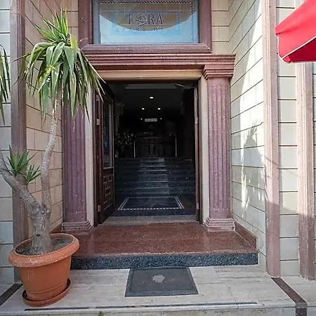 弗拉公寓酒店 3*
