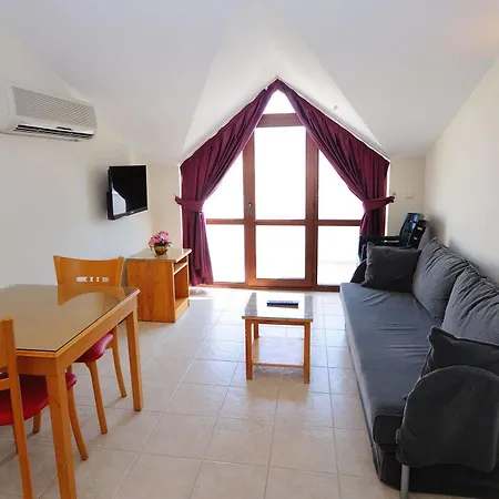 Fora 3* Datca