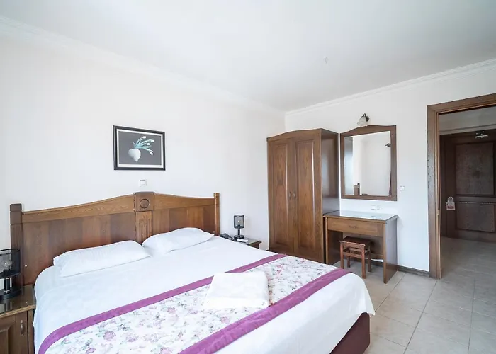 Aparthotel Fora 3*